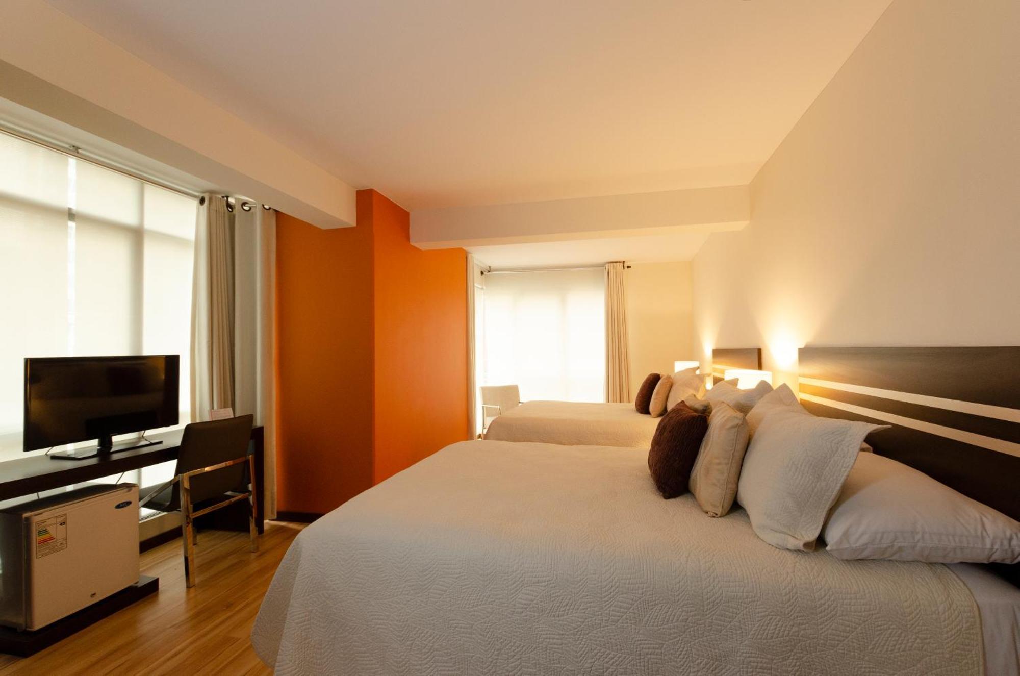 Hotel Nc Ла Пас Екстериор снимка